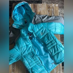 Kids Turquoise Puffer Jacket for snow size 10-12
